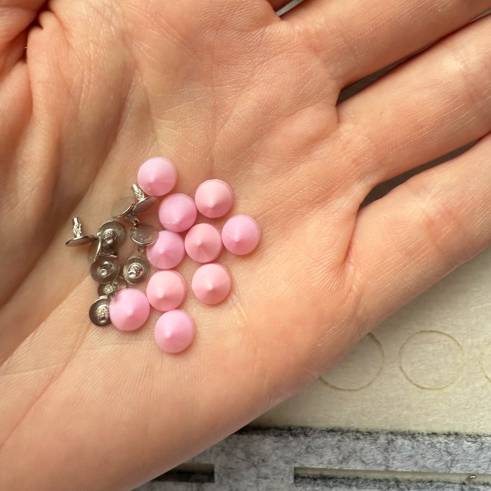 Louboutin spikes replacement, pink 6 mm, 10 sets